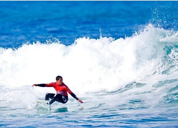  Adriano de Souza Wins the 2009 Billabong Pro Mundaka